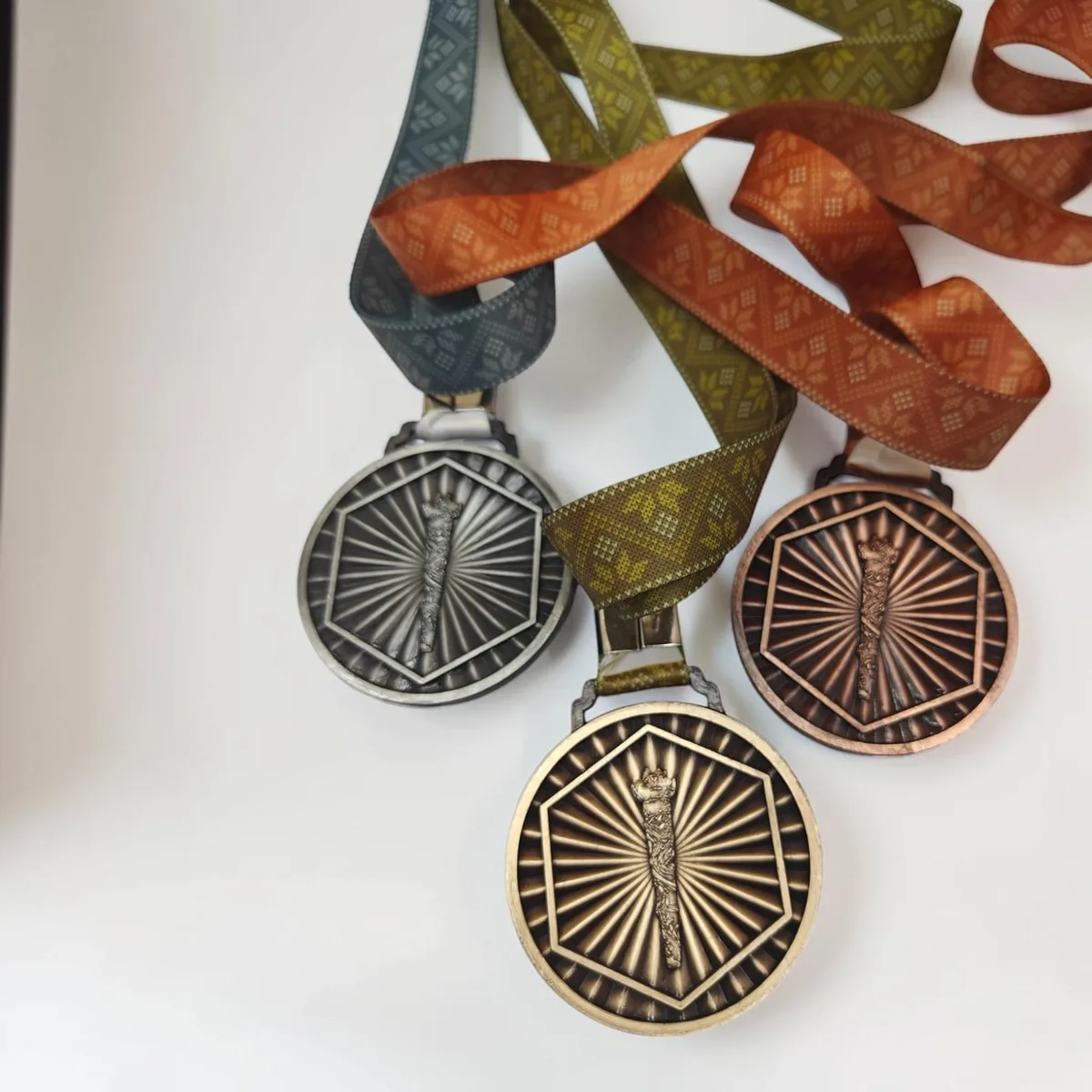 Pinnacle Medal Set — product photo