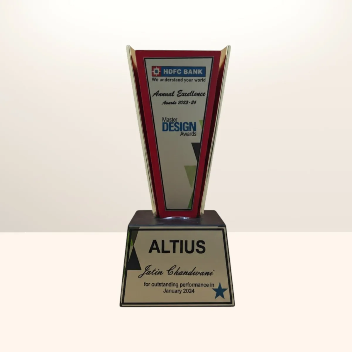 Etherea Meridian Trophy — product photo