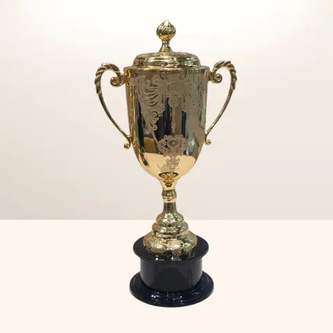 Majestic Summit Trophy