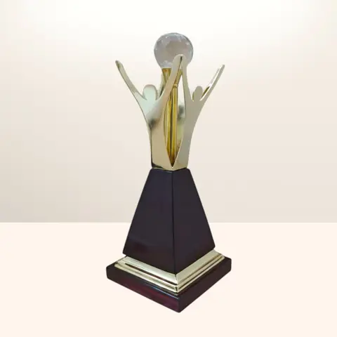 Paramount Star Trophy