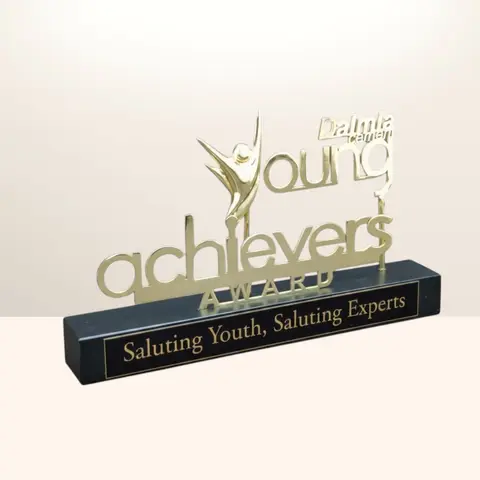 Paramount Zenith Trophy