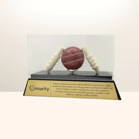 Solstice Pillar Trophy