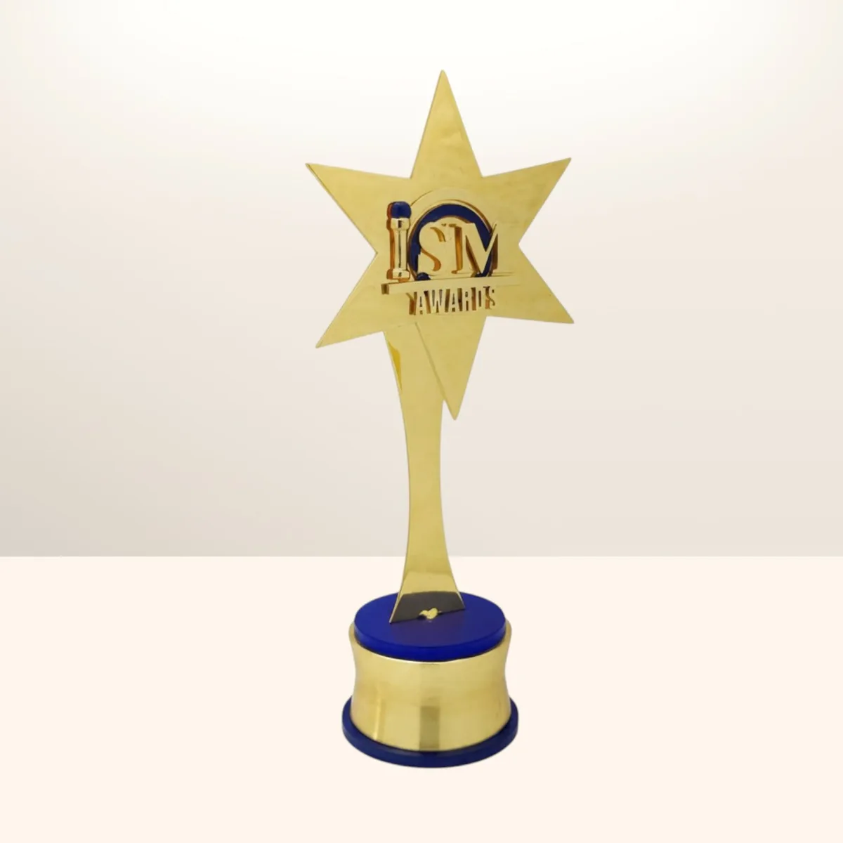 Sovereign Halo Trophy — product photo